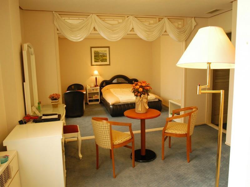 Seoul Tourist Hotel Jeju Bagian luar foto