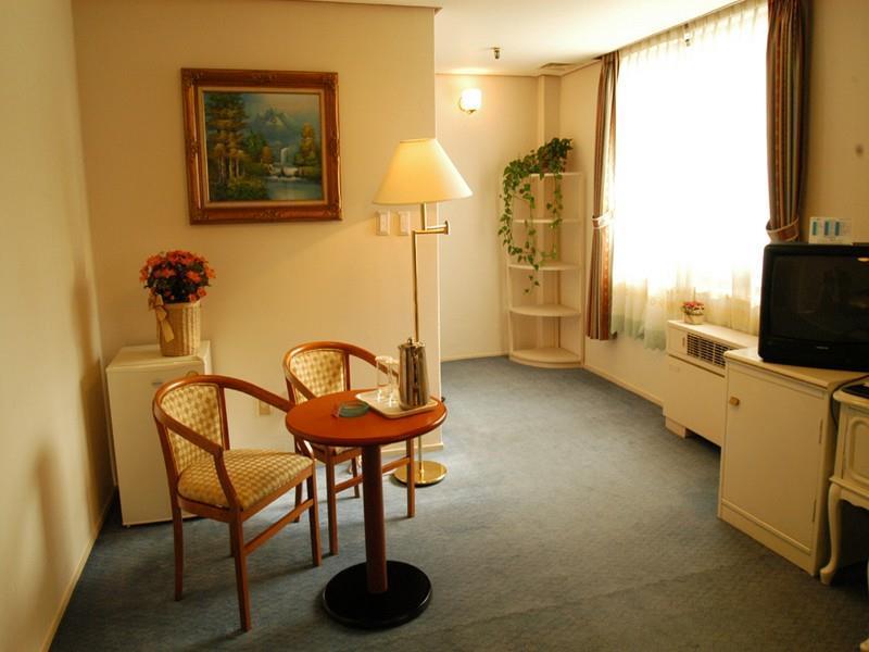 Seoul Tourist Hotel Jeju Bagian luar foto
